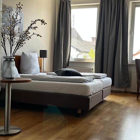 Landgasthof Zur Sonne I Hotel & Restaurant Neuburg am Rhein Dış mekan fotoğraf