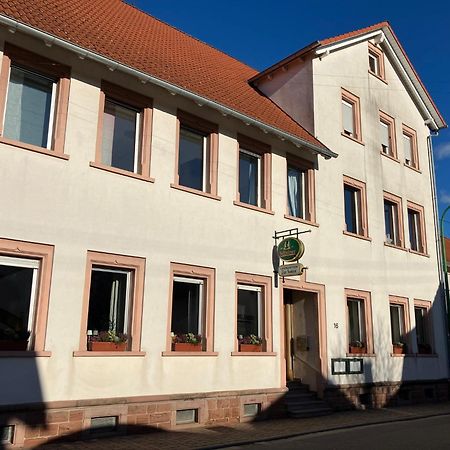 Landgasthof Zur Sonne I Hotel & Restaurant Neuburg am Rhein Dış mekan fotoğraf